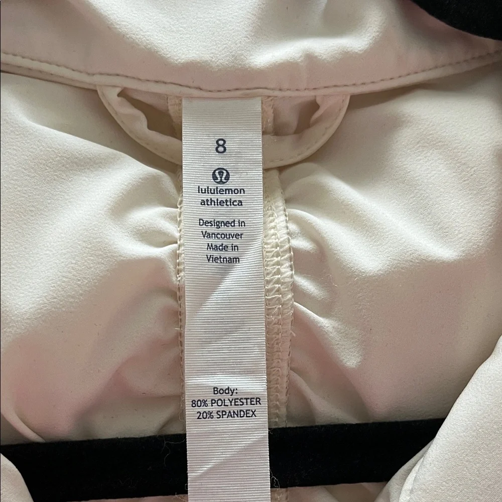 Lululemon Cream Sleeveless Zip-Up Vest - Picture 5 of 5